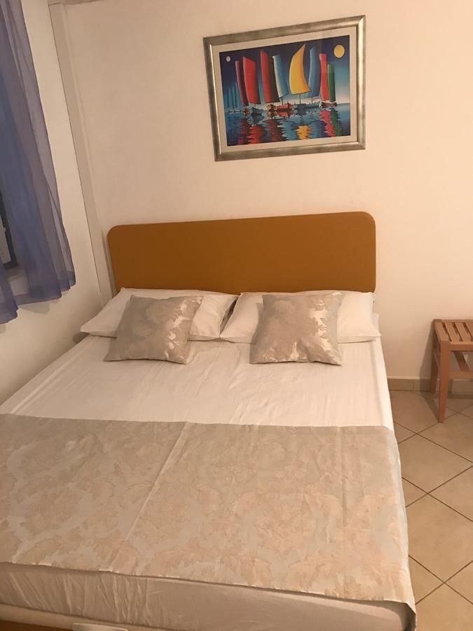 Apartments Josip Бол Экстерьер фото